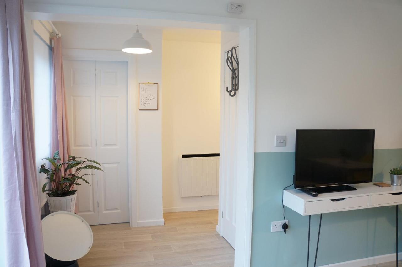 The Oldbrook Garden Flat Apartment มิลตันคีนส์ ภายนอก รูปภาพ